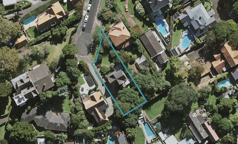 6 Castle Drive, Epsom, Auckland - Carousel 1