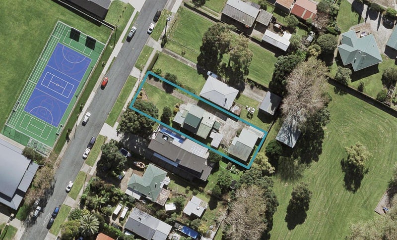 32 House Avenue, Mangere Bridge, Auckland - Carousel 1