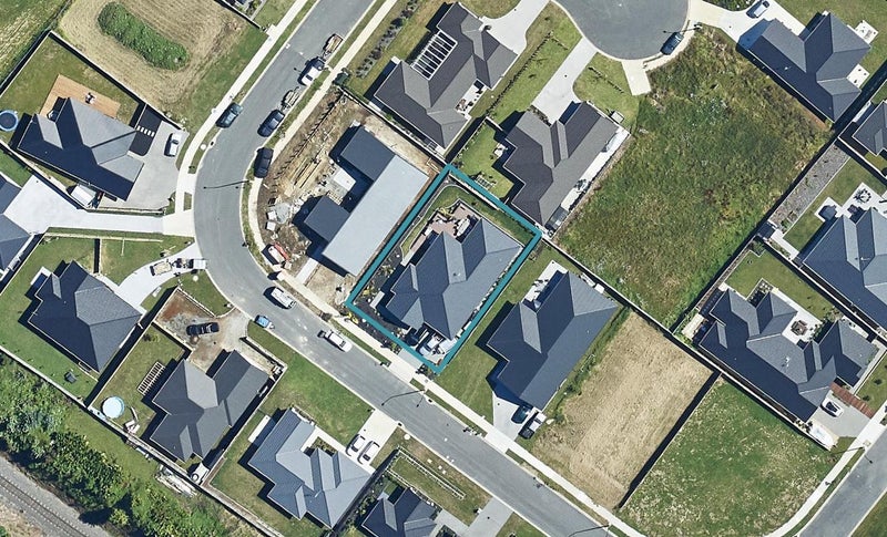7 Charlotte Drive, Omokoroa, Omokoroa - Carousel 1