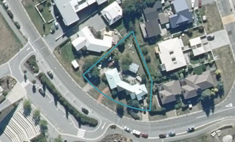 52 Lake Avenue, Frankton, Queenstown - Carousel 1