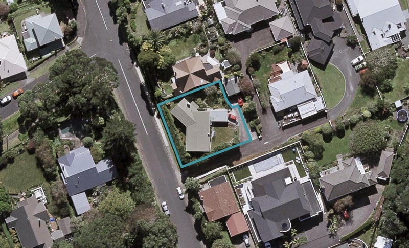 83 Belt Road, New Plymouth, New Plymouth - Carousel 1