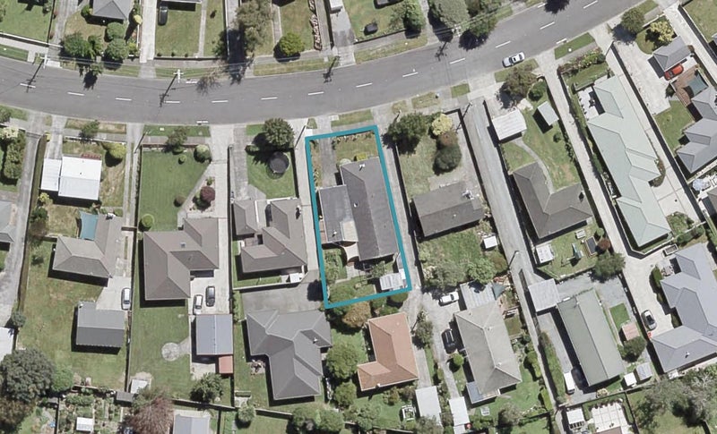 51 Shakespeare Avenue, Trentham, Upper Hutt - Carousel 1