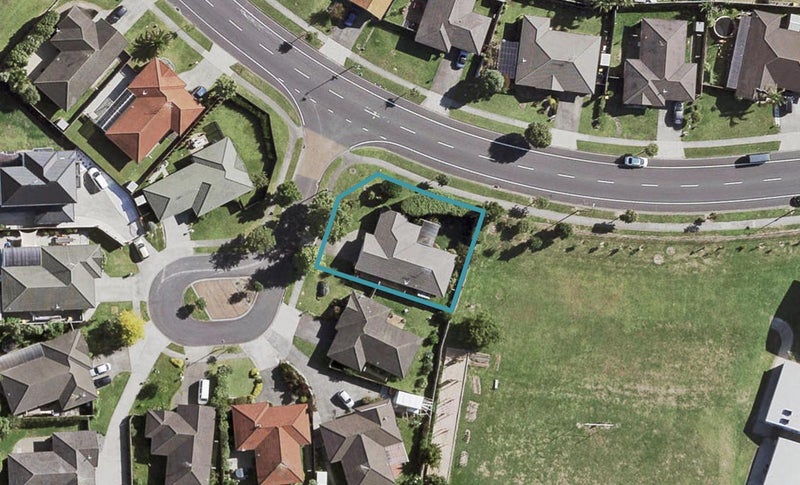 2 Rushbury Place, Randwick Park, Auckland - Carousel 1
