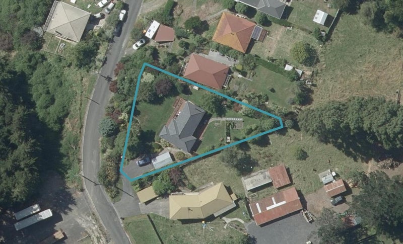 17 Church Hill Road, Green Island, Dunedin - Carousel 1