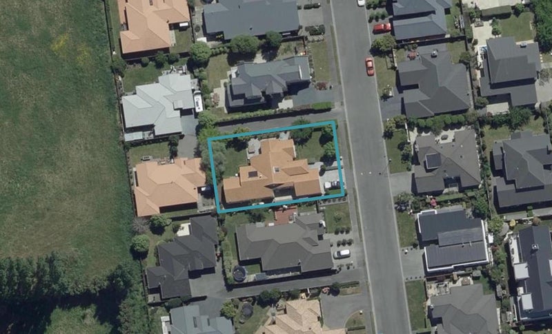 19 Brookfield Drive, Northwood, Christchurch - Carousel 1