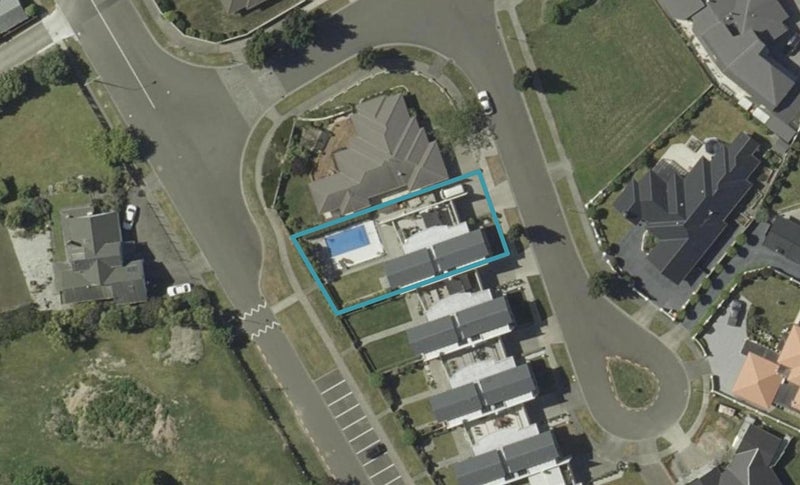4 Fairway Grove, Hokowhitu, Palmerston North - Carousel 1