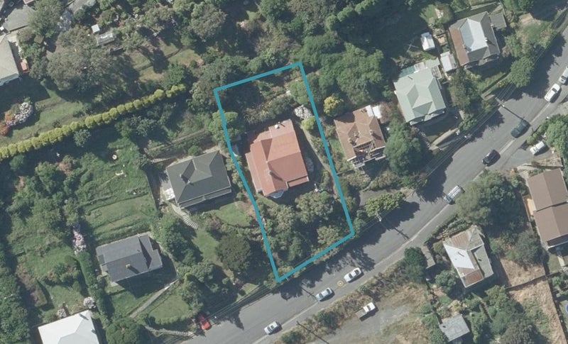 7 Adderley Terrace, Ravensbourne, Dunedin - Carousel 1
