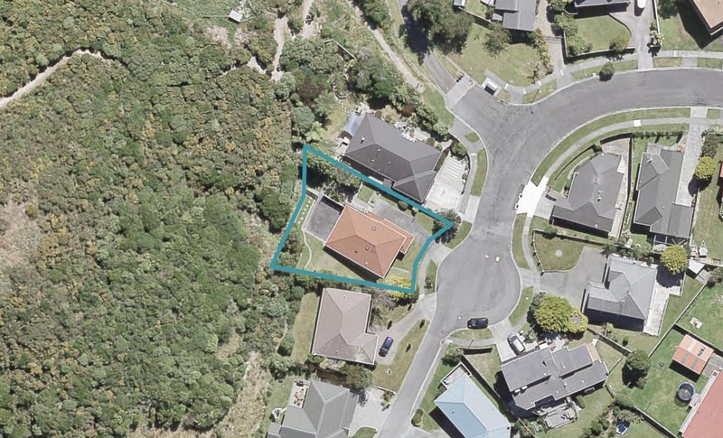 18 Otamarau Grove, Maungaraki, Lower Hutt - Carousel 1