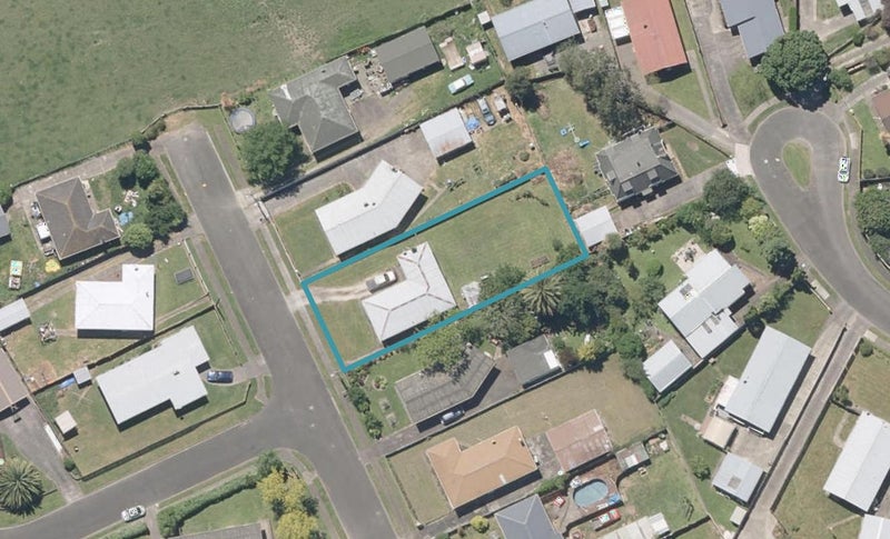 24 Camellia Avenue, Aramoho, Whanganui - Carousel 1