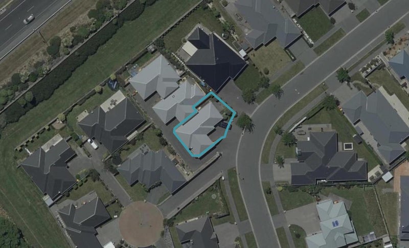 57 Somerville Crescent, Aidanfield, Christchurch - Carousel 1