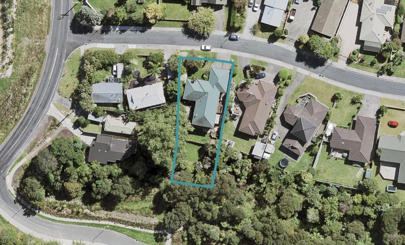 3 Patsy O'Hara Place, Swanson, Auckland - Carousel 1