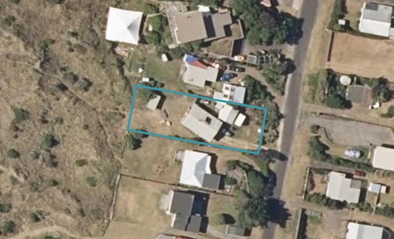 19 Kent Avenue, Waitarere Beach, Levin - Carousel 1