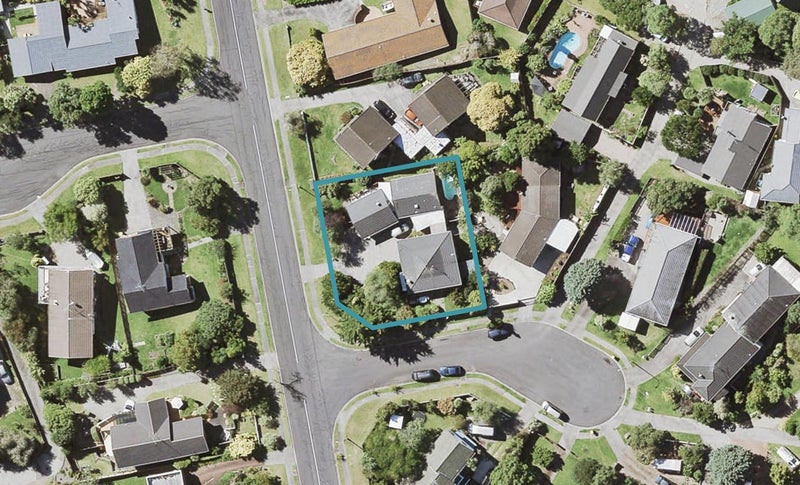 2/29 Weetman Drive, Browns Bay, Auckland - Carousel 1