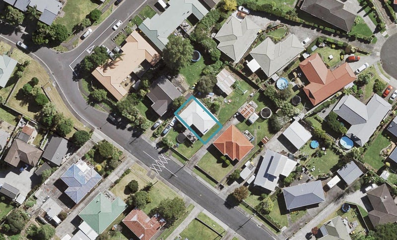 31A Statesman Street, Henderson, Auckland - Carousel 1