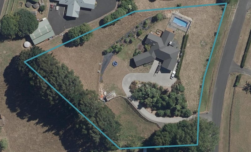 37 Pheasant Close, Rotokauri, Hamilton - Carousel 1