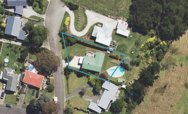 25 Wallis Road, Kaiti, Gisborne - Carousel 1