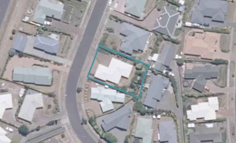 12 The Grove, Nukuhau, Taupo - Carousel 1