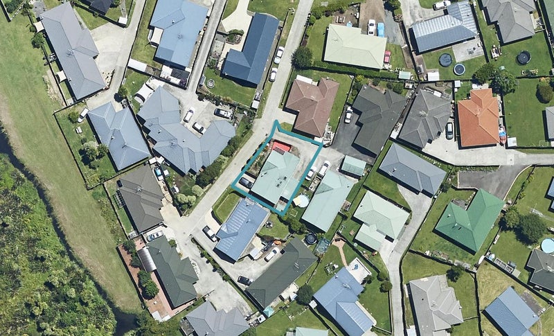 43 Solomon Street, Brookfield, Tauranga - Carousel 1