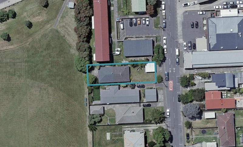 1/12 Strathmore Avenue, Strathmore Park, Wellington - Carousel 1