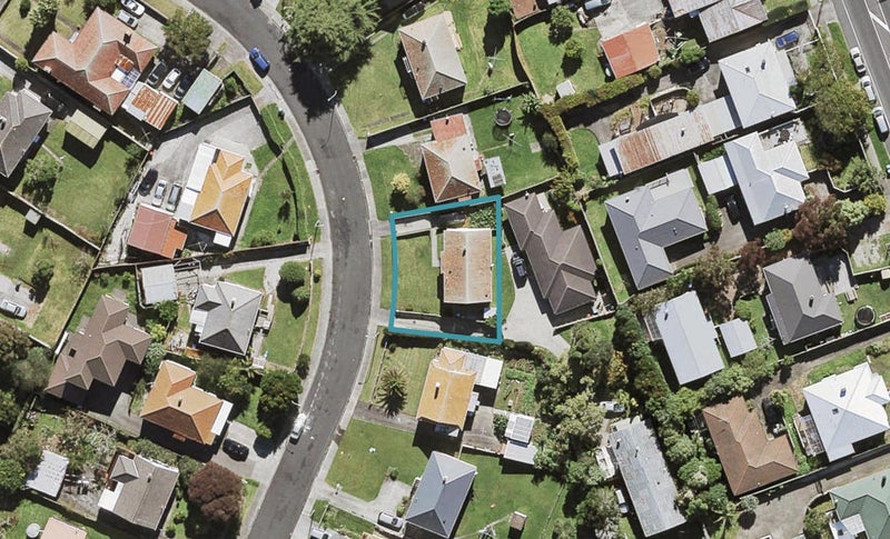 10 Elphinstone Avenue, Wesley, Auckland - Carousel 1