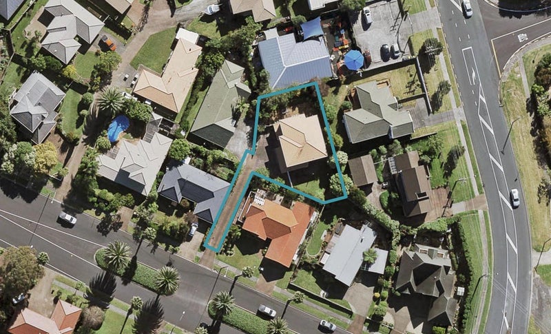 102 Caribbean Drive, Unsworth Heights, Auckland - Carousel 1