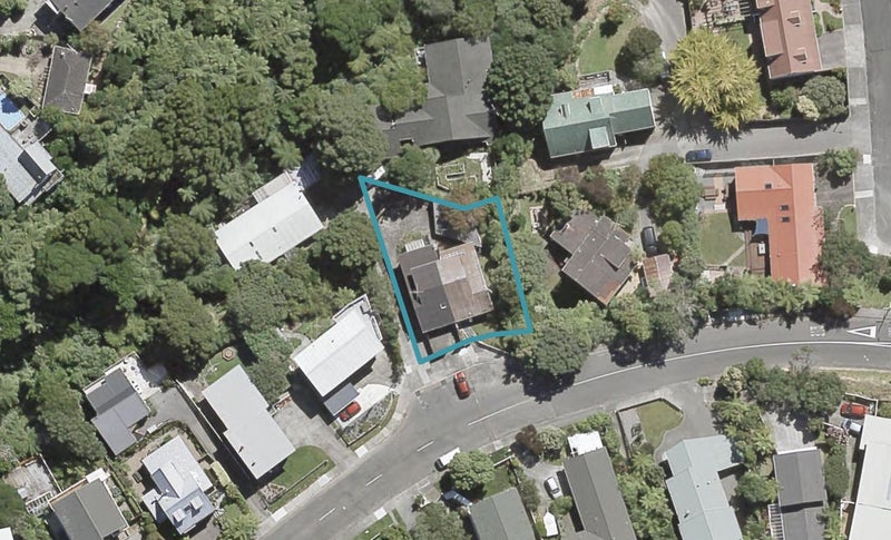 2/32 Harbour View Road, Harbour View, Lower Hutt - Carousel 1
