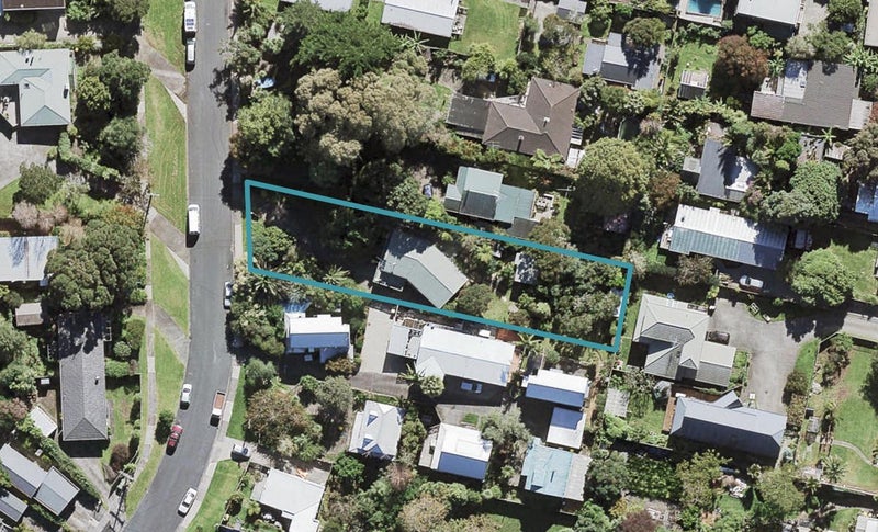 2/19 Gazelle Avenue, Beach Haven, Auckland - Carousel 1
