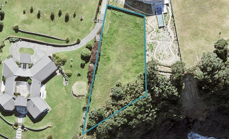 296 Pinecrest Drive, Gulf Harbour, Whangaparāoa - Carousel 1