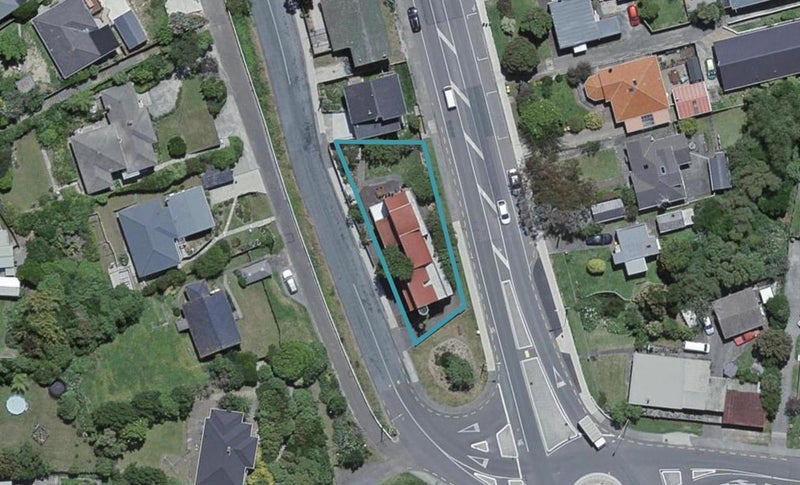 101 Main Road, Tawa, Wellington - Carousel 1