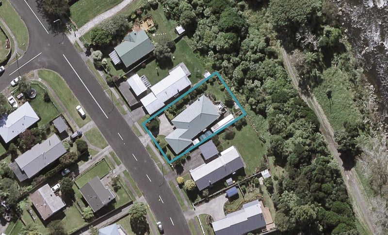 72 Riversdale Drive, Merrilands, New Plymouth - Carousel 1