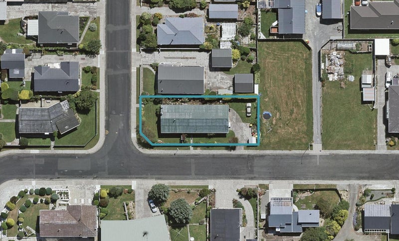 2 Medway Street, Kingswell, Invercargill - Carousel 1
