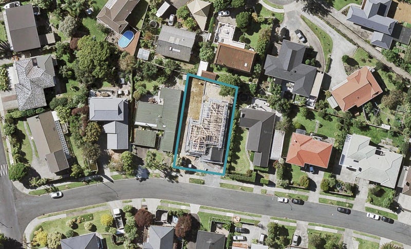 31 The Crest, Sunnyhills, Auckland - Carousel 1