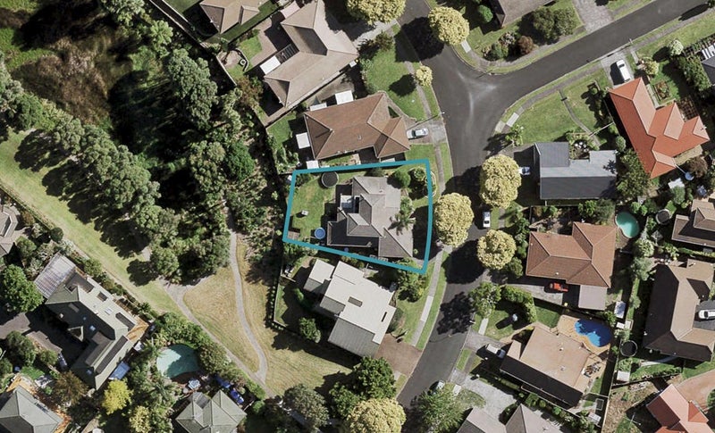 8 Westholm Way, Pahurehure, Papakura - Carousel 1