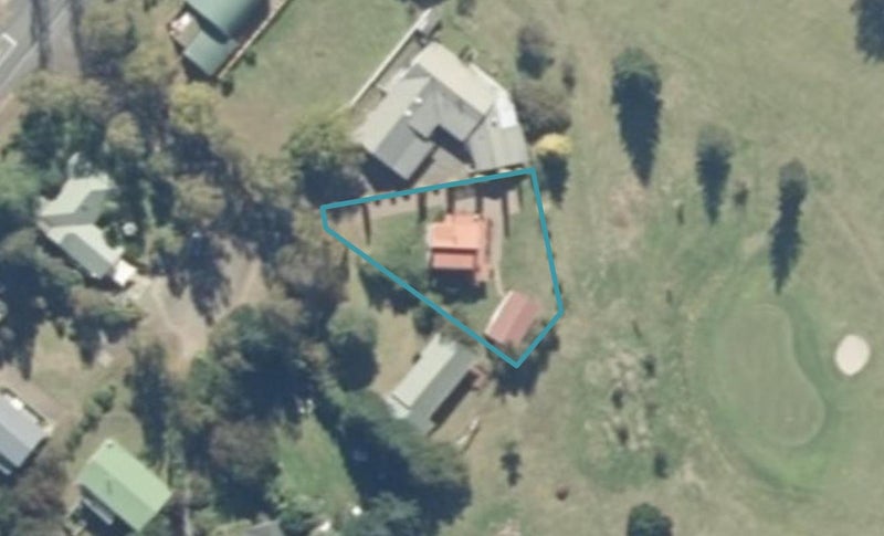 4 Tohe Cul, Kinloch, Taupō - Carousel 1