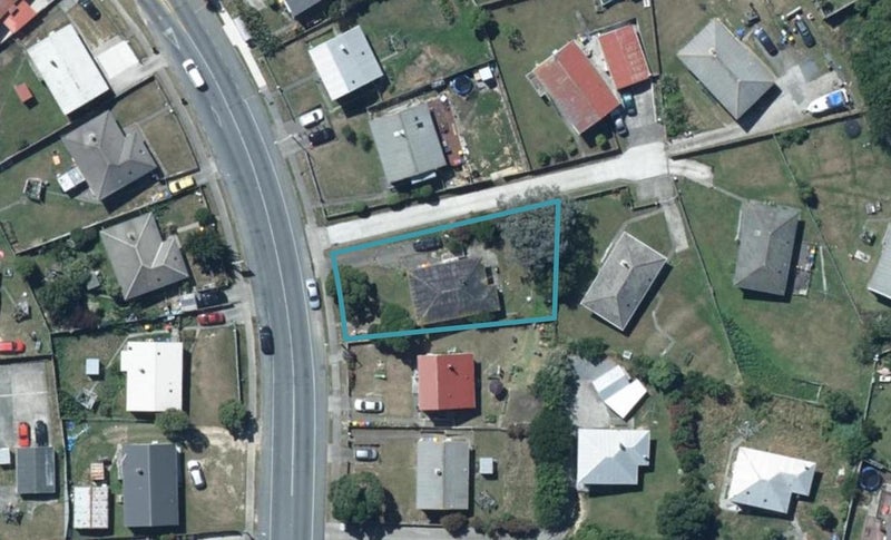 350 Warspite Avenue, Waitangirua, Porirua - Carousel 1