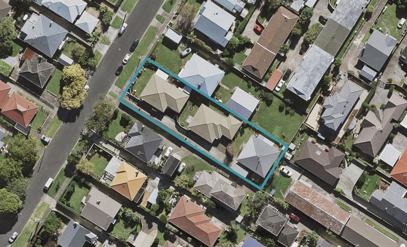 3/61 Amaru Road, Onehunga, Auckland - Carousel 1