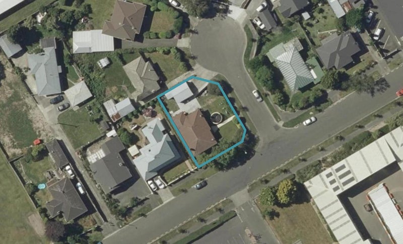 1 Graham Place, West End, Palmerston North - Carousel 1
