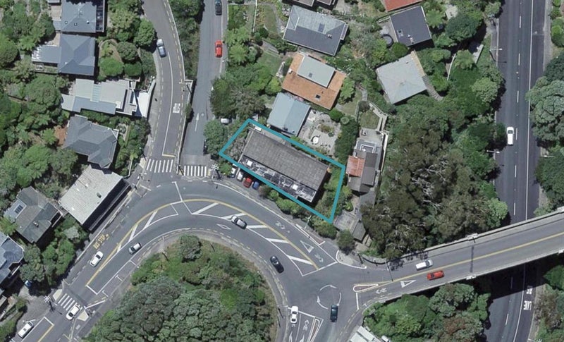 186 Glenmore Street, Northland, Wellington - Carousel 1