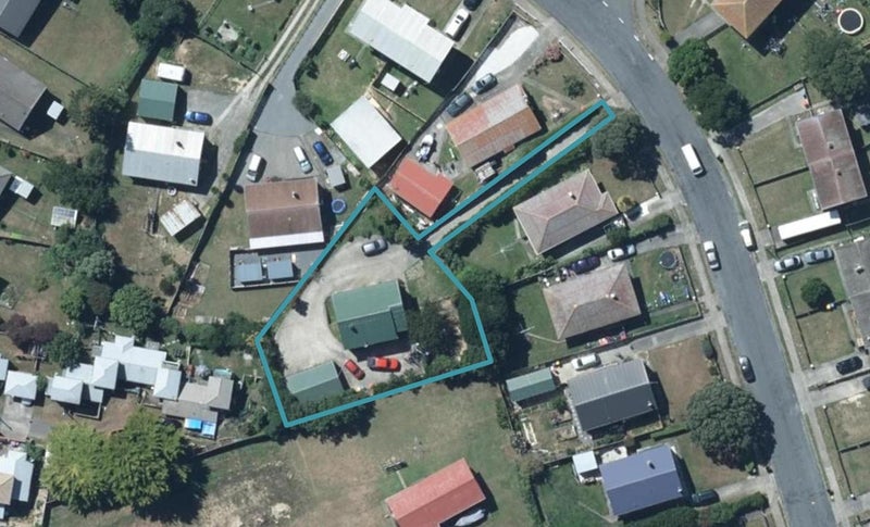 17A Loongana Street, Waitangirua, Porirua - Carousel 1
