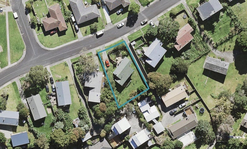 19 Taurus Crescent, Beach Haven, Auckland - Carousel 1