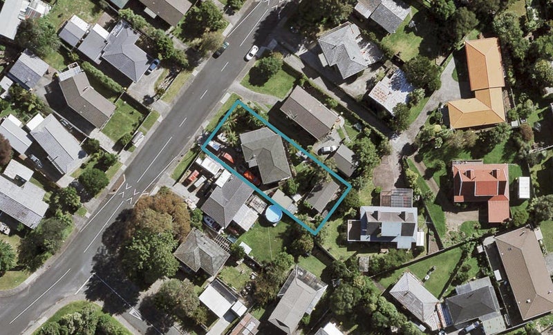 22 Waari Avenue, Sunnyvale, Auckland - Carousel 1