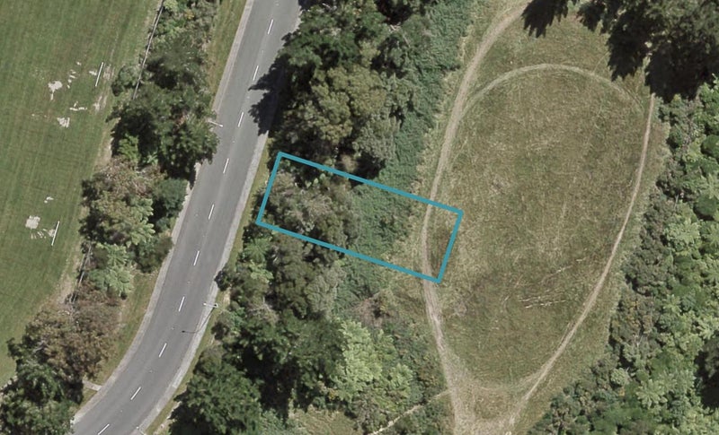 9 Te Awa Rere Grove, Stokes Valley, Lower Hutt - Carousel 1