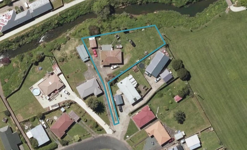 16 Mahana Place, Raumanga, Whangarei - Carousel 1