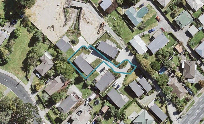 57C Forest Hill Road, Henderson, Auckland - Carousel 1