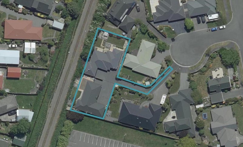 1/7 Thicket Close, Redwood, Christchurch - Carousel 1