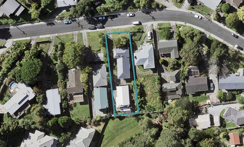 2/21 Morton Avenue, Forrest Hill, Auckland - Carousel 1