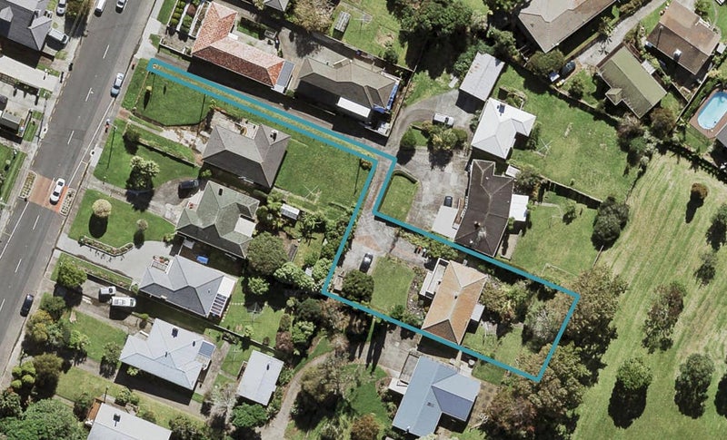 79 Olsen Avenue, Hillsborough, Auckland - Carousel 1