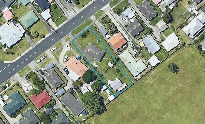 31 Cook Street, Gate Pa, Tauranga - Carousel 1