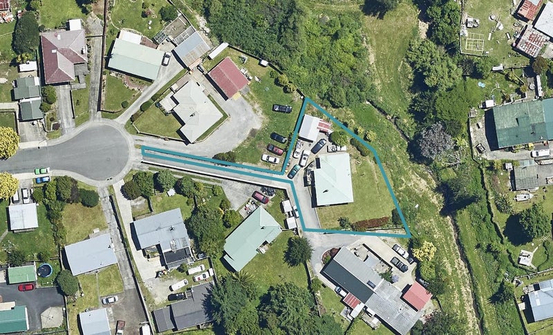 9 Peter Place, Mangakakahi, Rotorua - Carousel 1