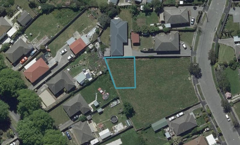 27B Bellbrook Crescent, Shirley, Christchurch - Carousel 1